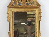 une personne se prenant en photo dans un miroir