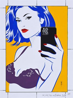 tableau représentant une femme en train de se prendre en photo avec son téléphone portable