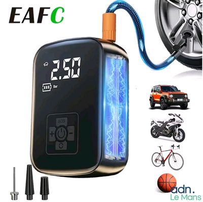 une photo d'une photo d'une voiture sur laquelle figure une horloge