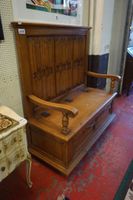 banc de hall néo-gothique - chêne - sculpté avec des panneau… (photo 2)
