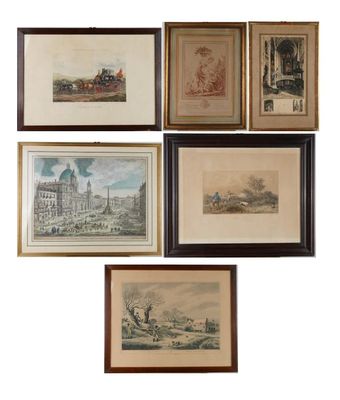 six photos encadrées représentant divers paysages et bâtiments sur fond blanc