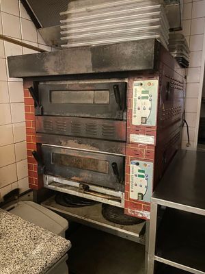 - Four à pizza deux soles Tornati Forni avec grilles, sur su…