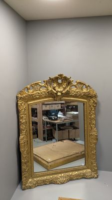 Miroir de forme rectangulaire à partie supérieure cintrée en…