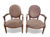 paire de fauteuils de style Louis XVI