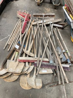 a lot of tools that are sitting on the floor