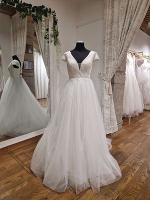 Lot à retirer à Décines-Charpieu (69150) ou expédition possi…