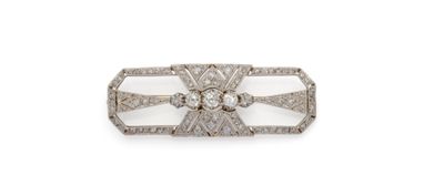 une bague en diamant art déco