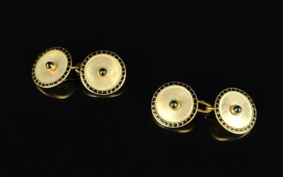 Paire de boutons de manchette circulaires en or jaune ornés …