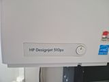 une photo d'un écran d'ordinateur sur lequel apparaît la HP DesignJet 510s