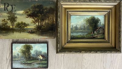 trois tableaux accrochés au mur l'un à côté de l'autre