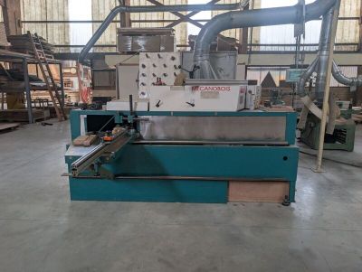 the machine is sitting in the warehouse and ready to be used