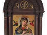 une icône ancienne en bois représentant la Vierge Marie et l'Enfant Jésus