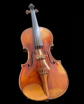 Beau violon 19ème probablement français portant une étiquett…