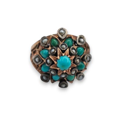 Bague "princesse thaïlandaise" en métal ornée de turquoises et perles. - Photo 1