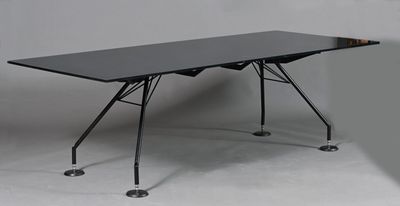 Norman FOSTER, Édition Tecno Table de travail modèle Nomos à…