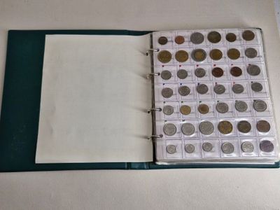 Album de monnaies divers pays fin XIX - XXe cuivre et cupro …
