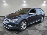 une Volkswagen Golf bleu break break break break break break break break break break break break break break break break break break break break break break break break break break break break break break break break break break break break break break break break break break break