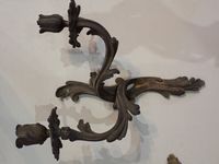 Paire d'appliques en bronze à deux bras de lumière à décor d… (photo 4)