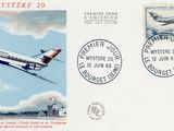 une image représentant une carte postale avec une photo d'avion, une carte postale avec une photo d'avion et une carte postale avec une photo d'avion