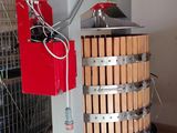 an image of a machine that is making a wooden block