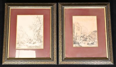 deux tableaux encadrés accrochés au mur