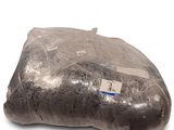 une photo d'un morceau de viande emballé dans du film plastique