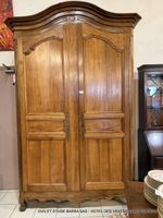 Armoire transition en merisier corniche chapeau de gendarme … (photo 2)