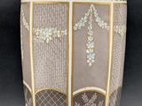 a vase that is sitting on a table