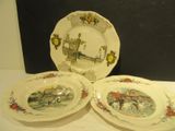 trois assiettes posées sur une table