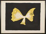 peinture jaune et noire représentant un papillon sur fond noir