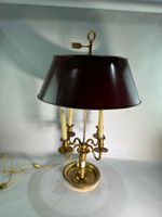 Lampe Bouillotte en laiton et abat jour bordeaux. (photo 2)