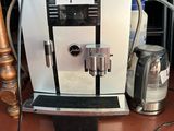a coffee machine that is sitting on a table