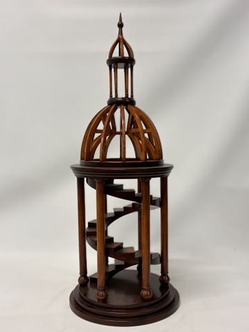 Escalier de maitrise en bois teinté « clocher antique », estampil...