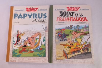 deux livres posés sur une table blanche, avec l'image d'un personnage de dessin animé