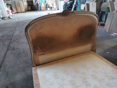 1 lit en bois mouluré élément composite