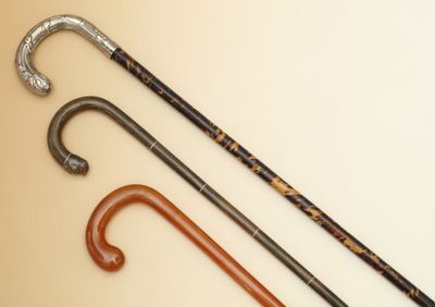 Réunion de 3 CANNES "Corbin" - L'une en celluloïd imitant l'… - Photo 1