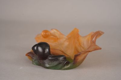 DAUM. Vide poche escargot en pâte de cristal.