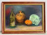 une peinture représentant une peinture d'un vase, d'une bouteille et d'un chou