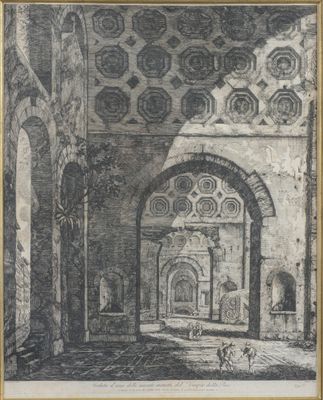 un vieux dessin représentant une arcade dans un bâtiment, avec des personnes qui la traversent