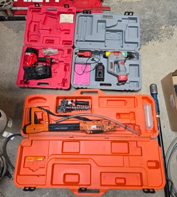 many tools that are sitting in a case
