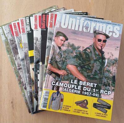 lot de 9 magazines de la revue "Uniformes".