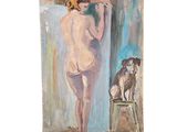 une peinture à l'huile représentant une femme debout à côté d'un chien assis sur un tabouret
