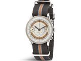 une image de montre sur fond blanc