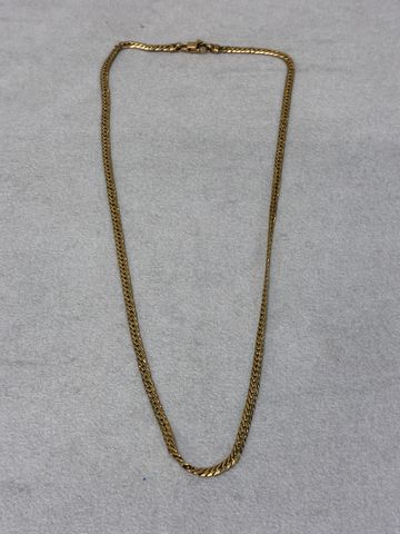 Collier en or 18 carats 750 millièmes maille Anglaise. En règle. 