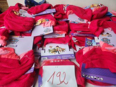 Lot composé d’environ 66 snoods Paw Patrol pour enfants, en …