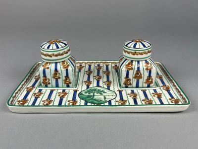 ENCRIER double en porcelaine à décor en émaux peints sur cou… - Photo 1