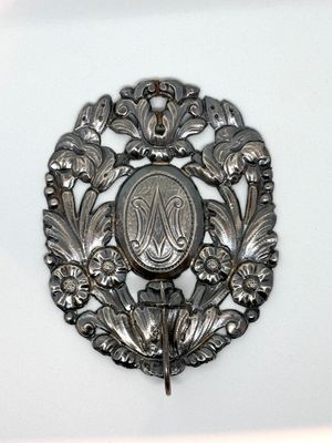 155. TRAVAIL EUROPEEN XVIIIe siècle (attribué à), Luminaire …