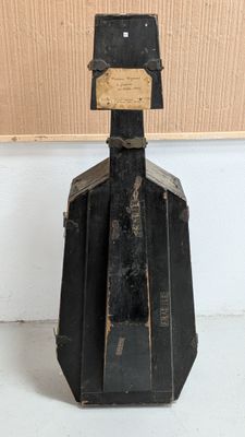 Boîte de violoncelle en bois type cercueil, étiquette d'envo…