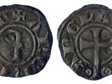deux pièces d'argent ornées d'une croix au recto et d'une croix au verso