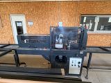 une photo d'une machine installée dans un bâtiment